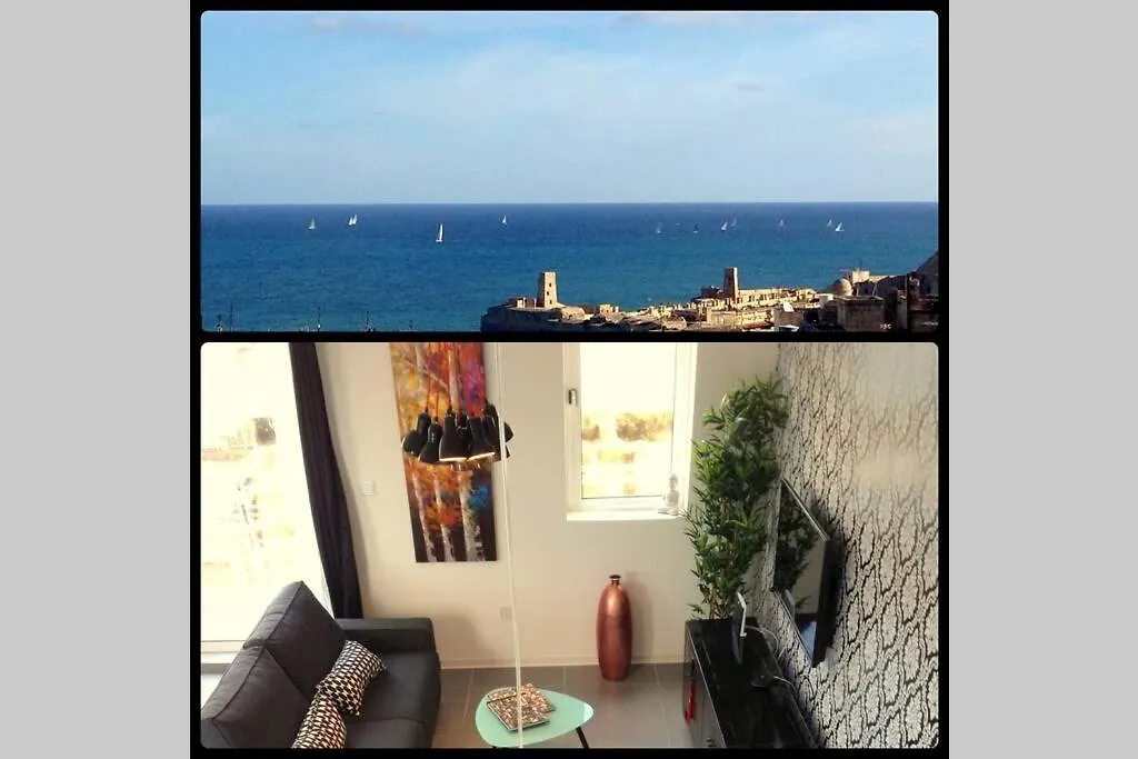Valletta Art Penthouse With Seaview